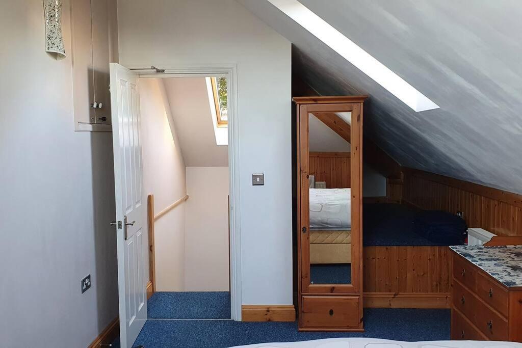 Stylish, Comfortable Apartment With Balcony Plymouth Extérieur photo